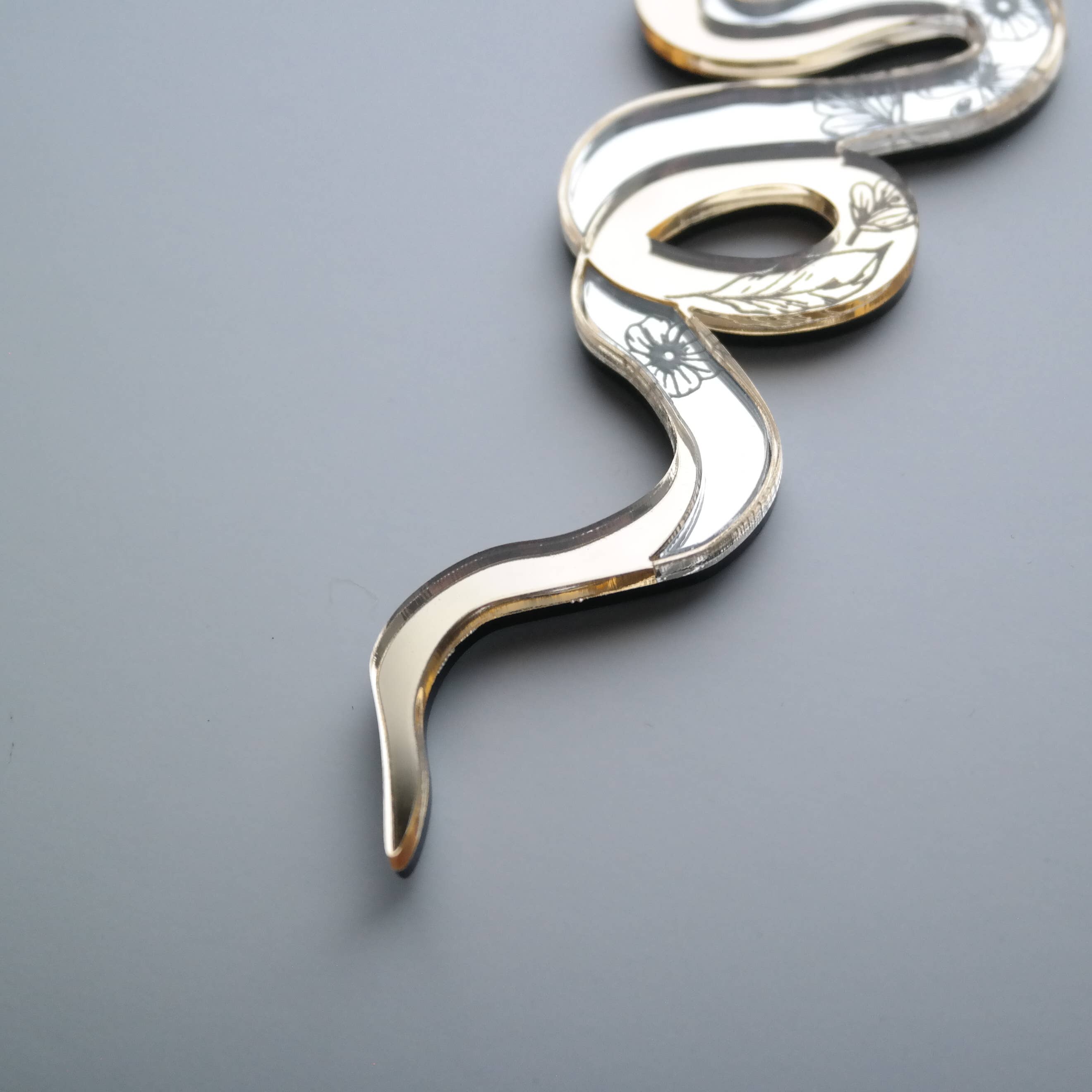 Suzanne Oddy Design Limited - Wholesale Ornament - Snake Ornament1