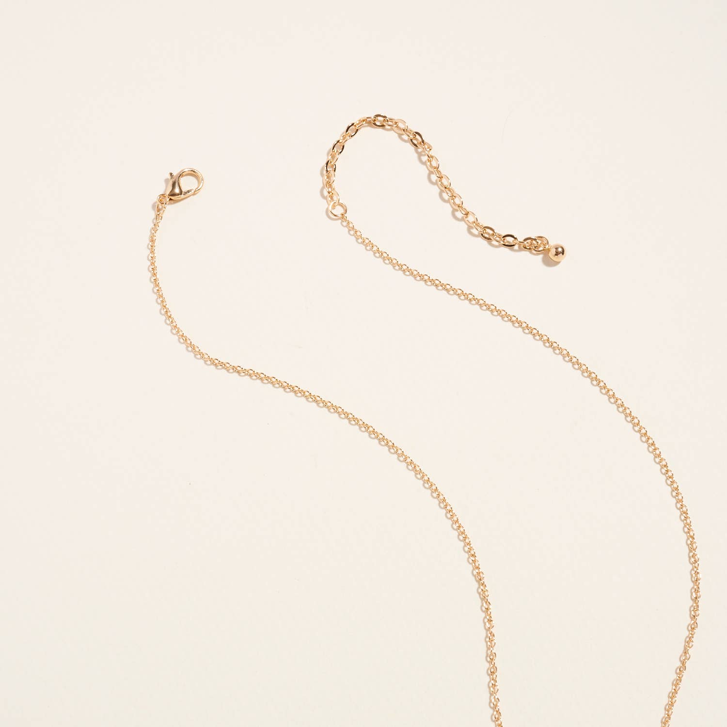 Designature New York – Großhandel Kette mit Anhänger/Charm – Bär mit Blumenform Farbe Emaille Kurze Halskette5