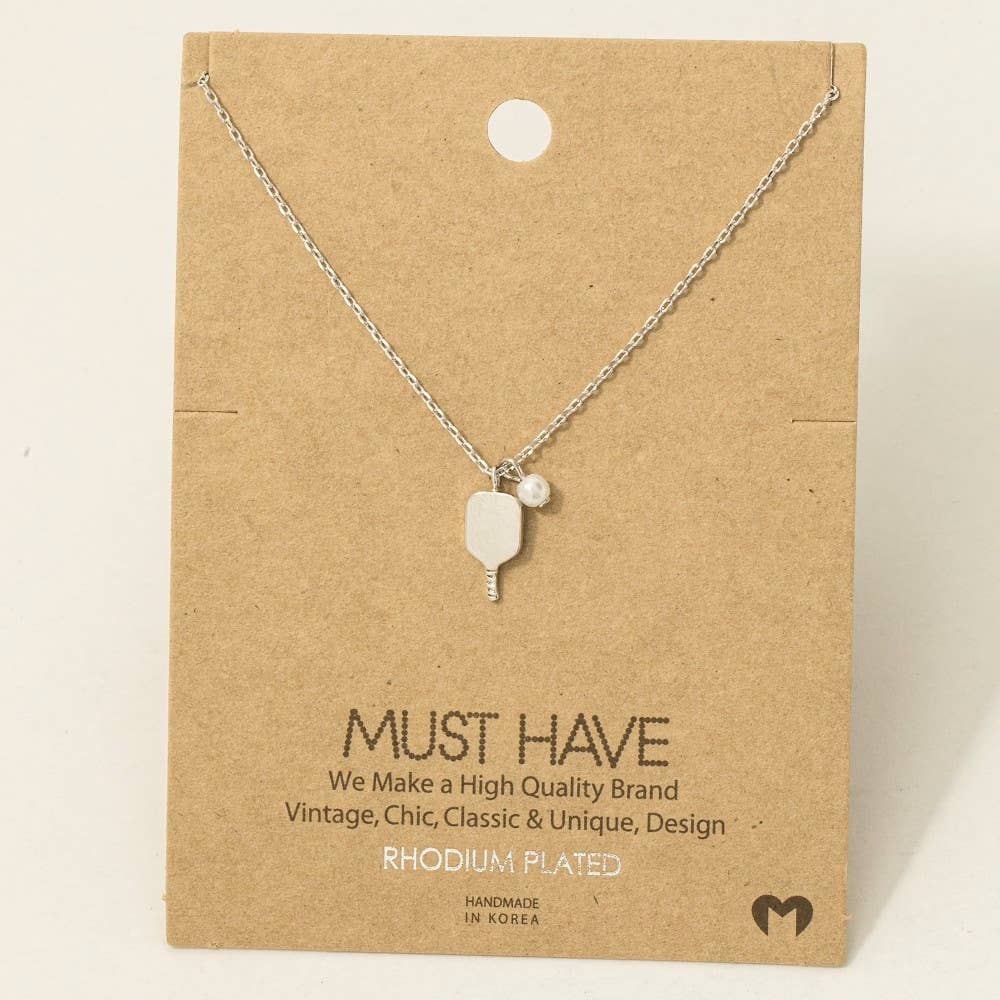 Fame Accessories – Großhandel Kette mit Anhänger/Charm – Halskette mit goldfarbenem Anhänger in Gurkenform4