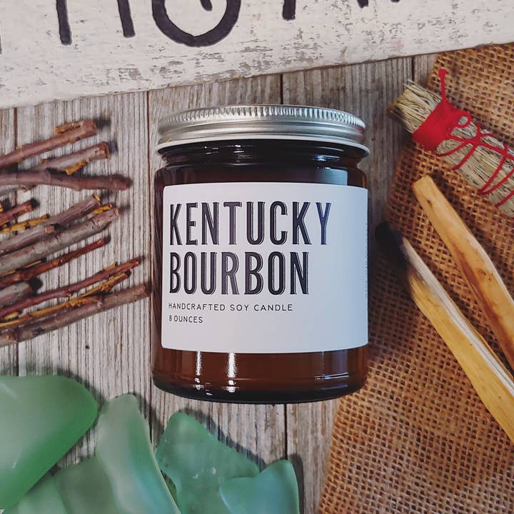 Kentucky Bourbon veganistische sojakaars voor wholesale door Earth & Anchor Soap Co.