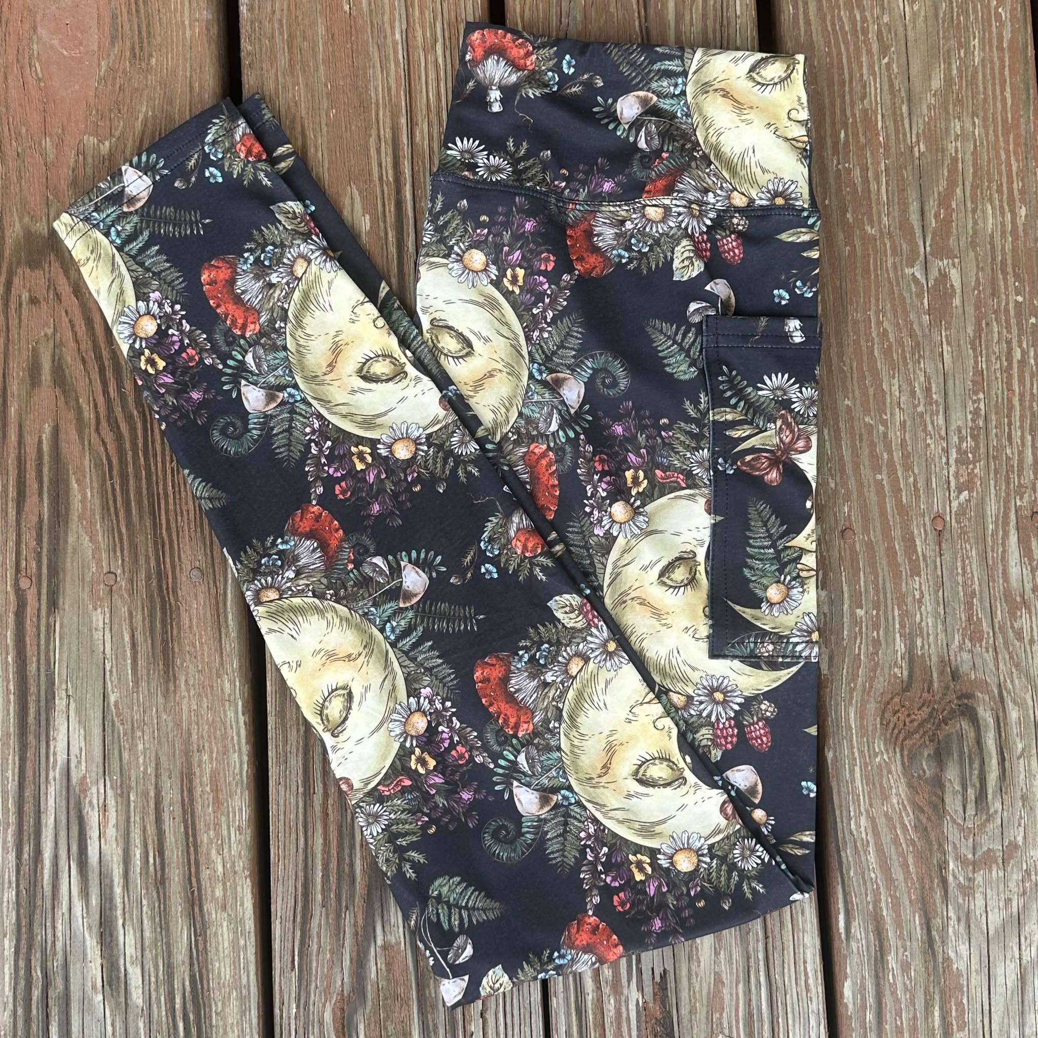 Triple Goddess Boutique - Vente Legging tendance – femme - Leggings à poches pour femmes, Leggings lune céleste5