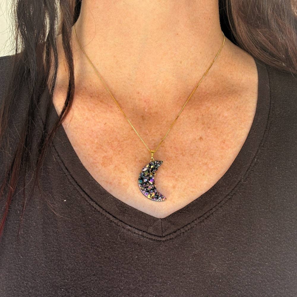 Earths Elements Wholesale - Wholesale Pendant/Charm Necklace - Necklace - Rainbow Druzy Moon, Gold Chain1