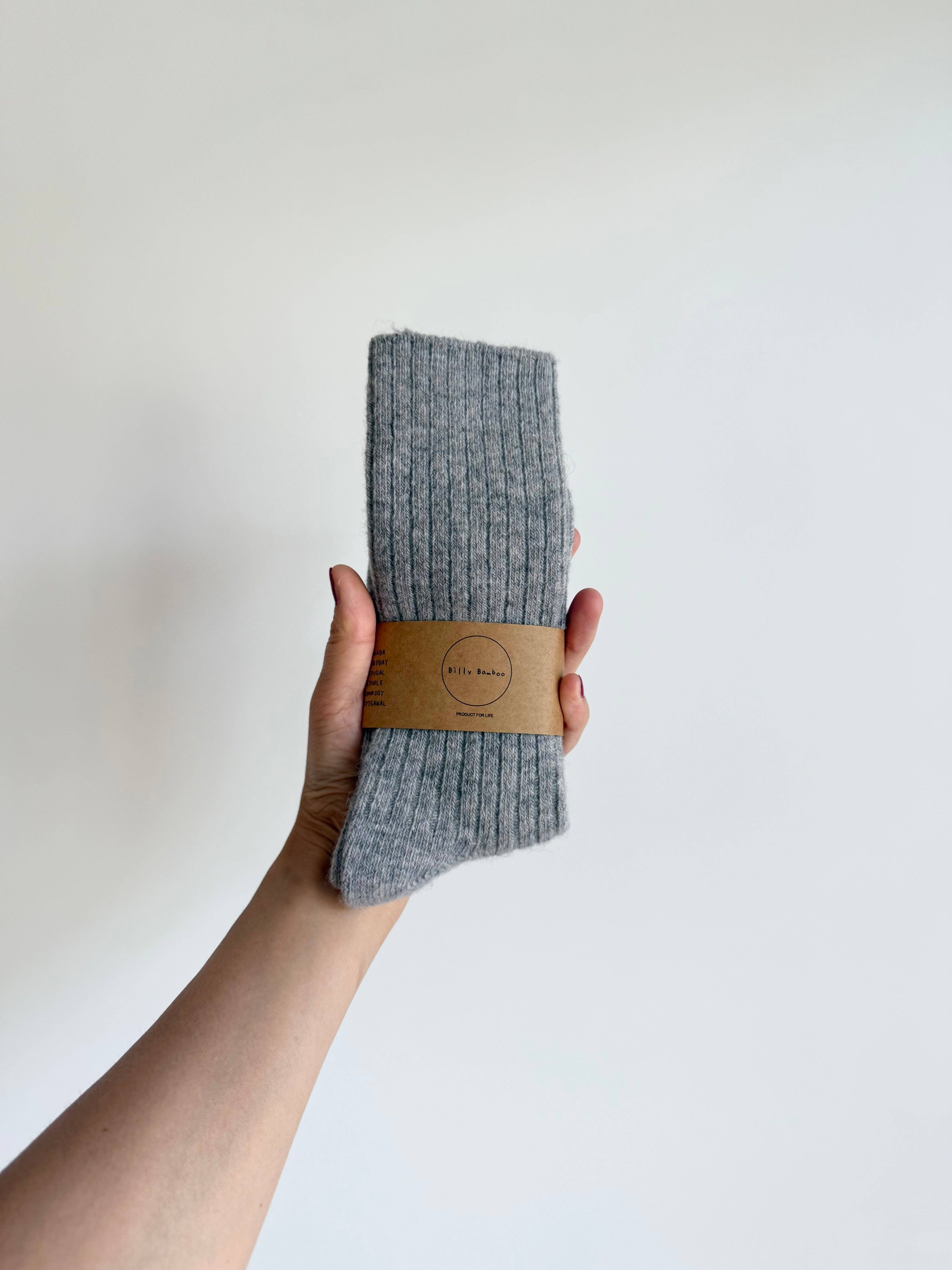 Billy Bamboo - Wholesale Socks - Women's - ICELAND WOOL HIGH SOCKS1
