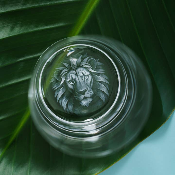 Casa Vivida Glass "Lion" for wholesale by Casa Vivida