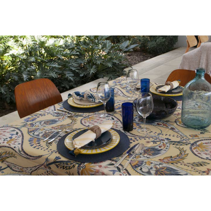 Amalfi Tablecloth for wholesale by OSLÉ HOME DECOR