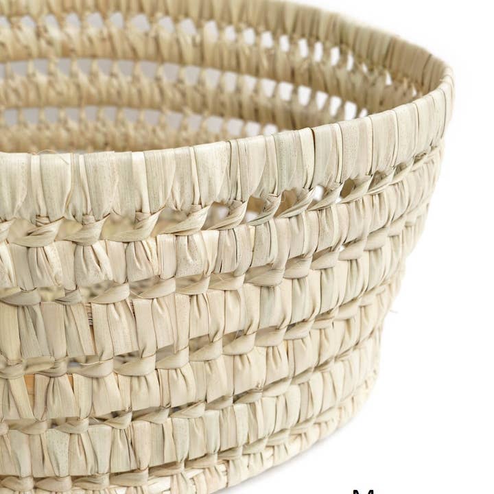High crafty – wholesale Basket – Handcrafted Simple Round Basket – Natural Palm – Christmas 10