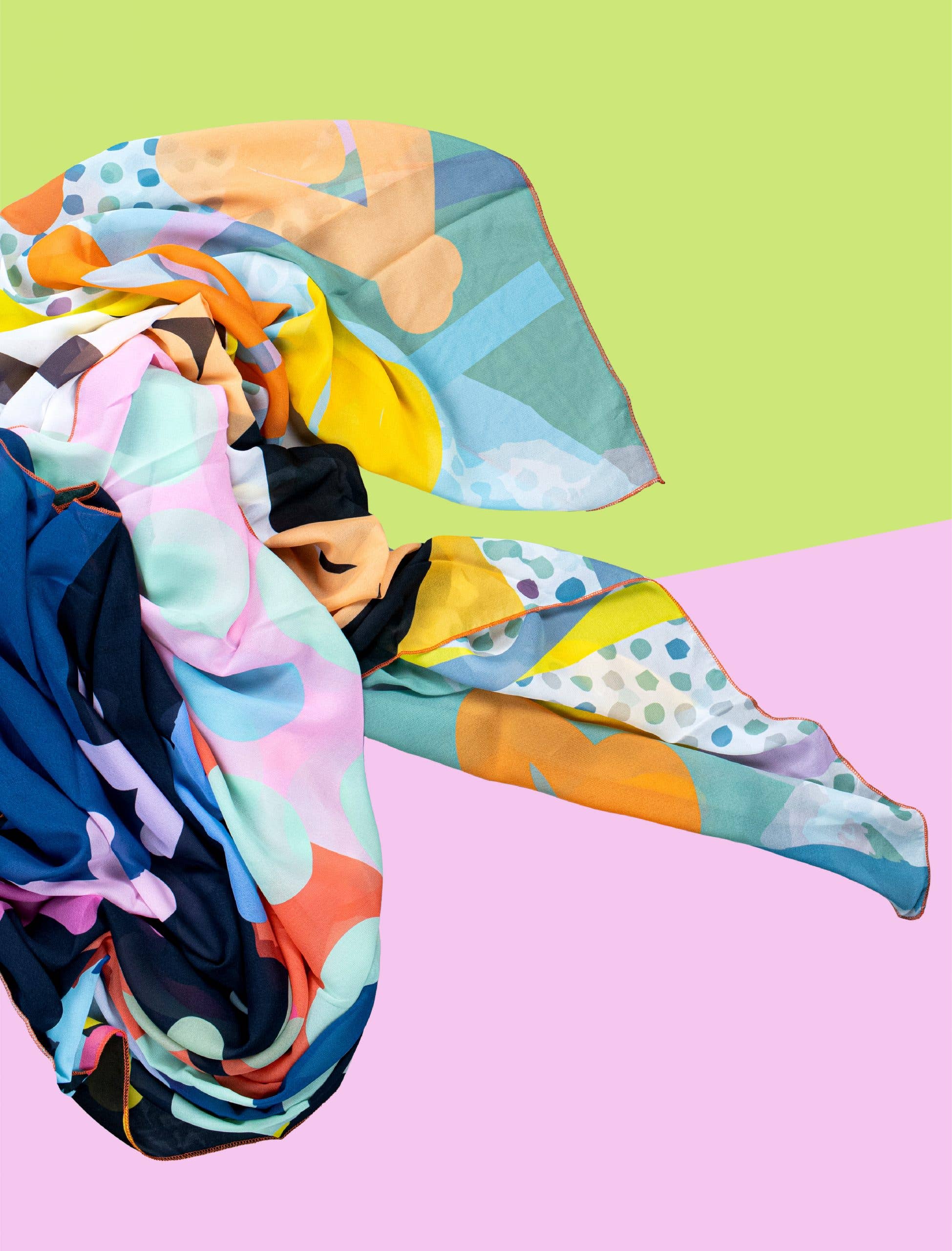 SWEET PARIPE - Wholesale Scarf - Unisex - Cinema Jump Cuore Scarf1