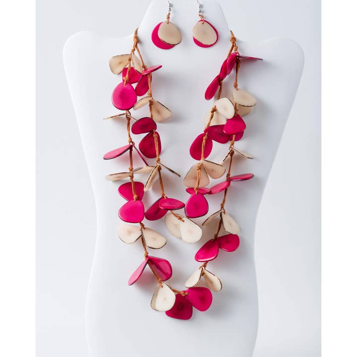 TaguArtsy – wholesale Smycken – Nola kronblad lång Tagua halsbandsuppsättning1