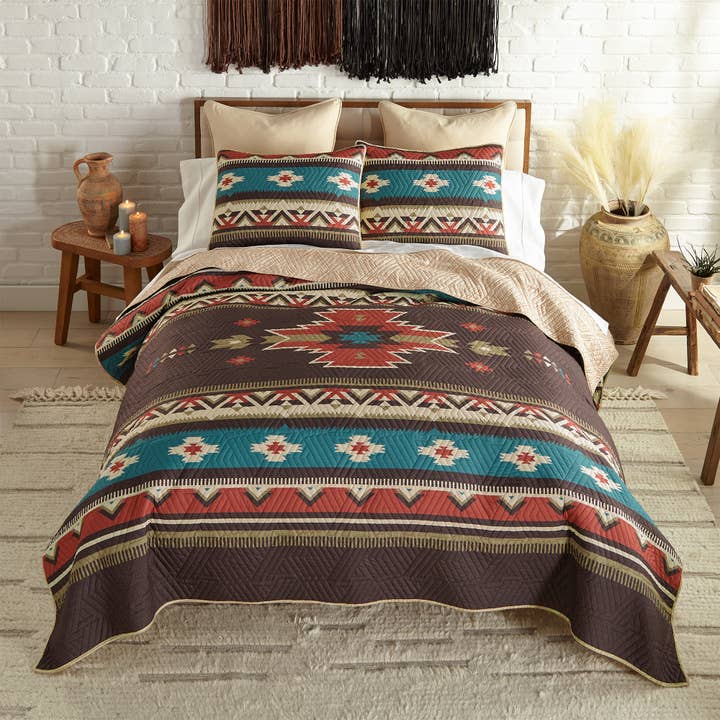 Donna Sharp - Wholesale Bedding Set - Mahogany Desert Polyester Quilt Collection1
