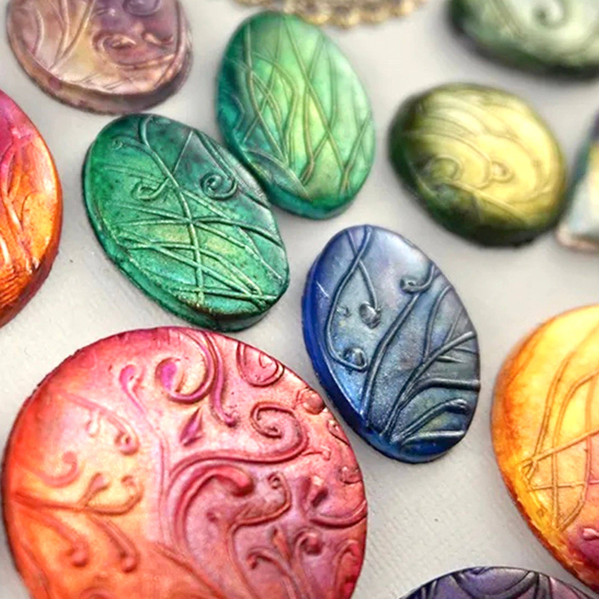 Pixiss - Wholesale Craft Supplies - PIXISS Assorted Mica Powders - 30 Assorted Colors4