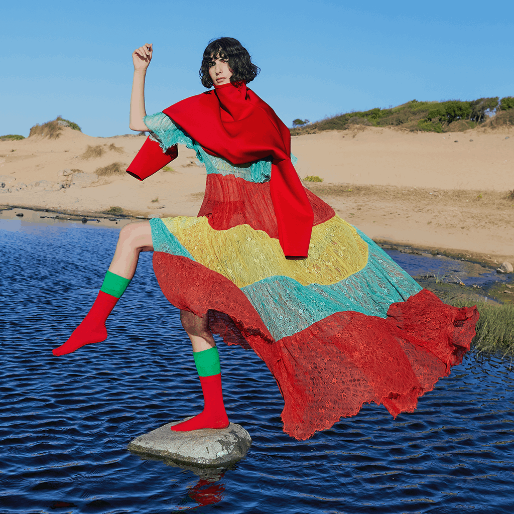 ONESCK - Wholesale Socks - Unisex - Red Organic Cotton Crew Socks3