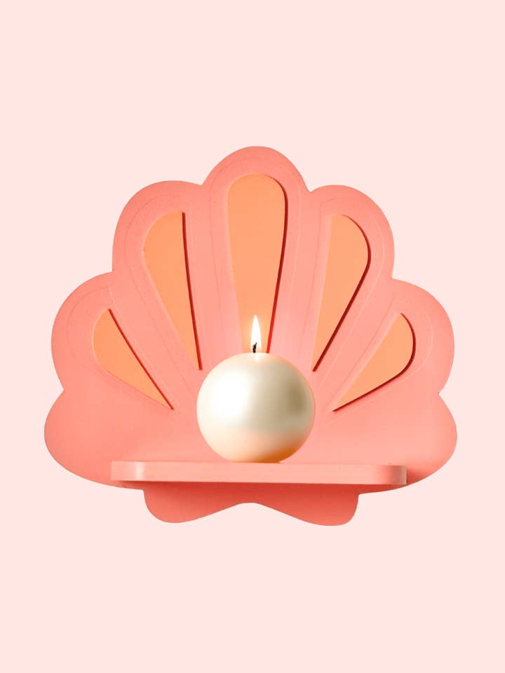 Koralrosa Concha Hylde | Dekorativ Væghylde Dopamine Decor for engroshandel hos Dopamine Shelves&Decor