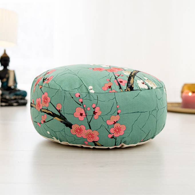 Cherry Blossom Meditation Kudde för wholesale av Goldwerk Schliersee