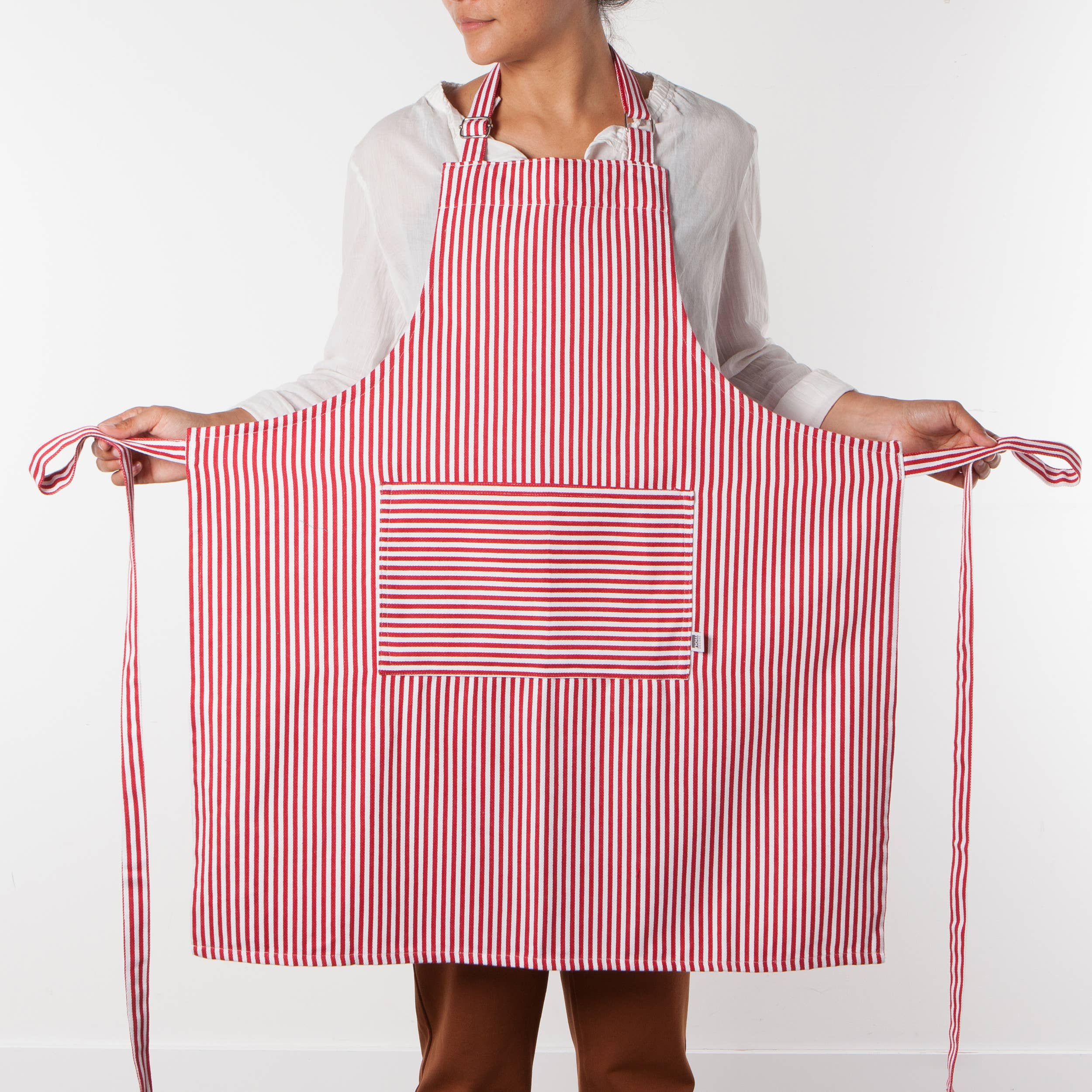 Now Designs by Danica - Wholesale Apron - Narrow Red  Stripe Chef Apron2