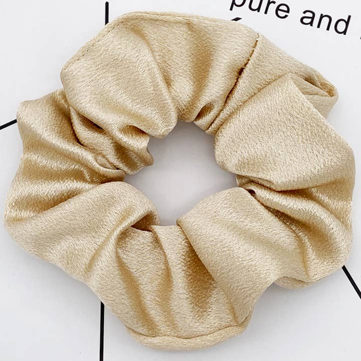 ACCITY - Wholesale Scrunchie - Women's - MINIMALIST SOLID COLOR SCRUNCHIE_CWAHA017710