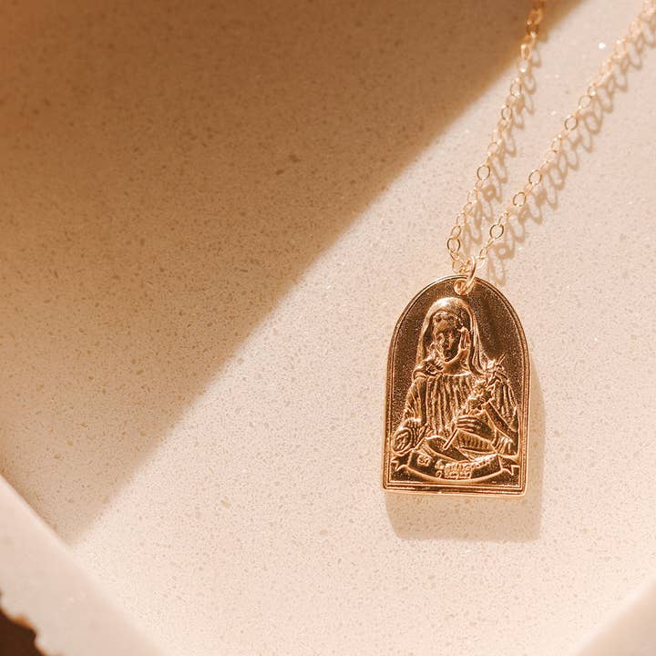 Naomi's Happy Place Shop - Wholesale Pendant/Charm Necklace - St. Catherine of Sweden Necklace