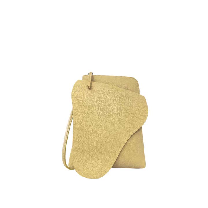 Artist and other Purchase Wholesale le marché épicerie et espace café. Free Returns & Net 60 Terms on Faire trending on Faire.