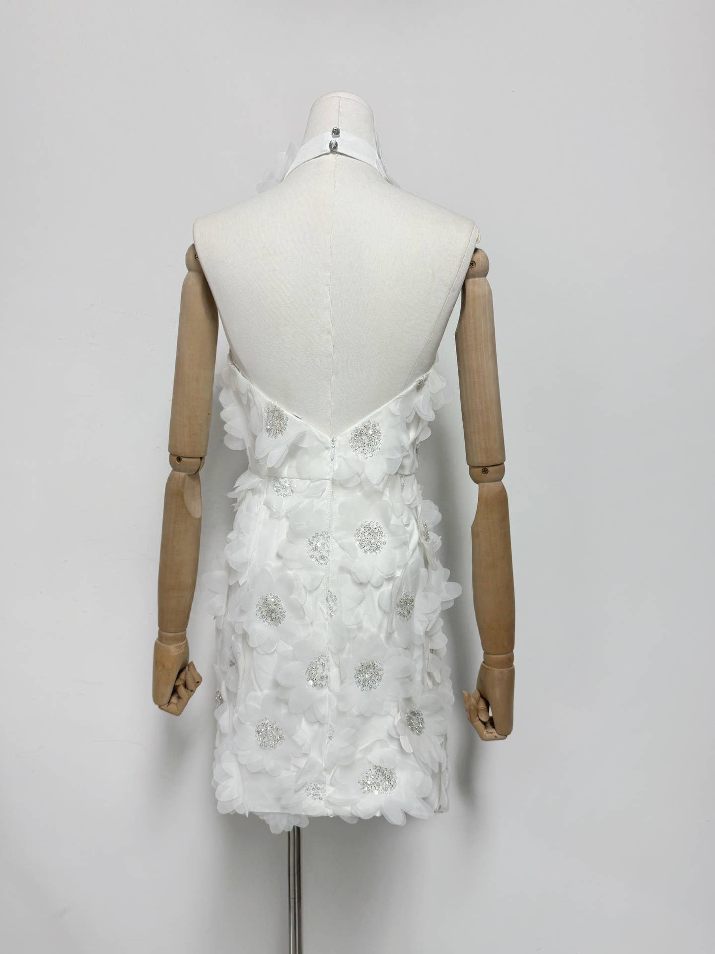 Productseeker - Wholesale Dress - Women's - DR751Y Halter Neck Sequin 3D Floral Backless Mini Dress13