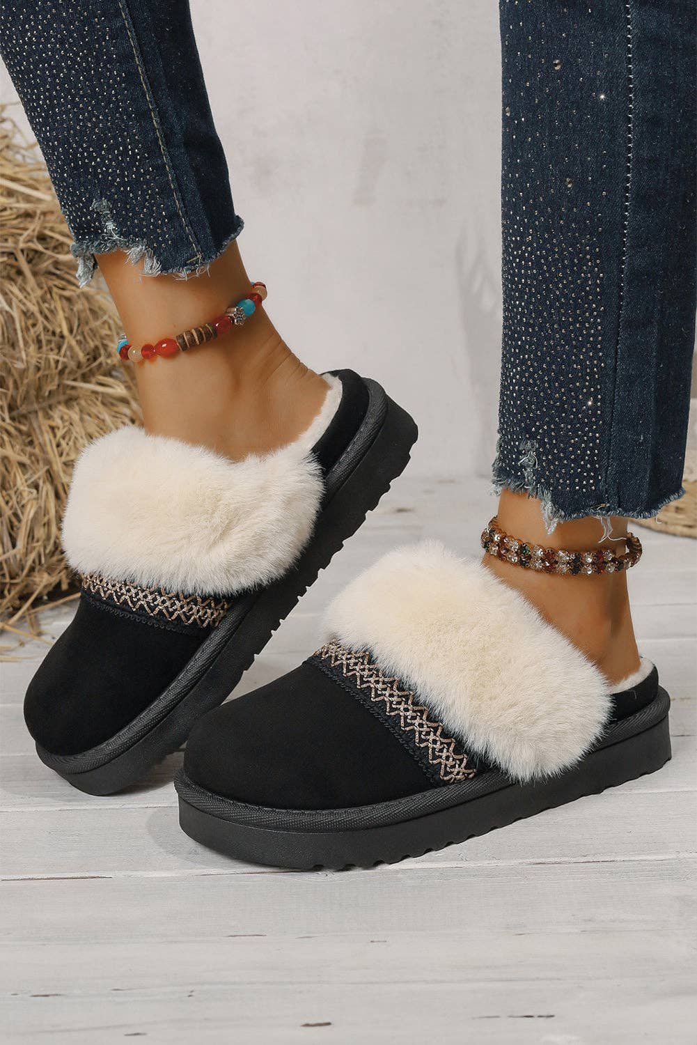 Lovesoft - Wholesale Slippers - Women's - Faux Suede Plush Trim Ethnic Mule Slippers1