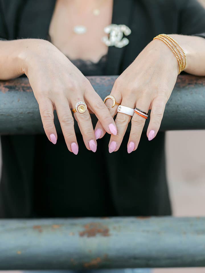 Himmelsk Halvmåne Ring for engroshandel hos AMD COLLECTIVE