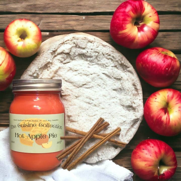 Hot Apple Pie 14oz for wholesale by Shining Star Candle Company