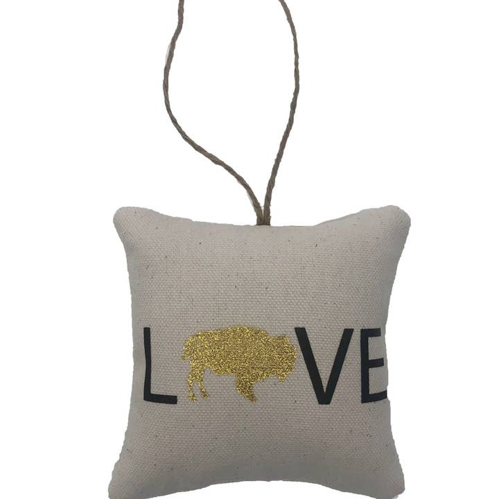 Ornement de Noël Buffalo LOVE pour la vente par Poppiejanes