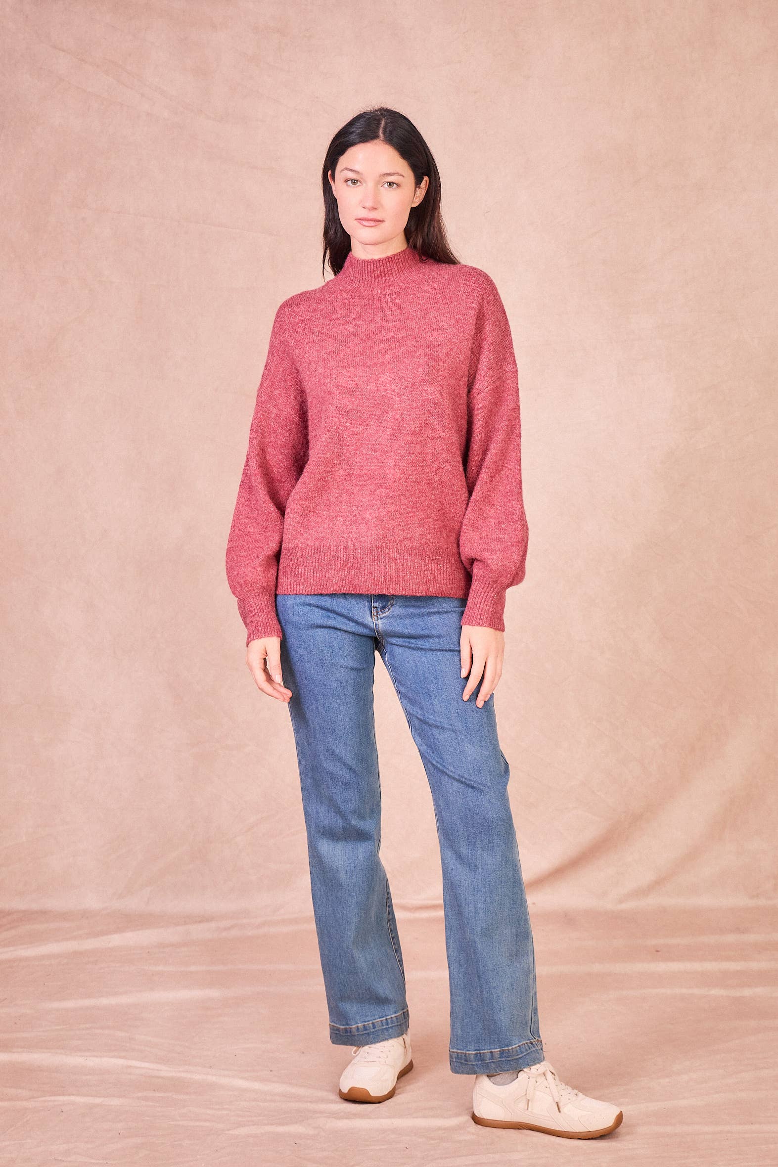 Calie Paris – wholesale Knitted jumper – Women′s – MANUELLA Sweater – Soft Balloon Sleeve Knit15