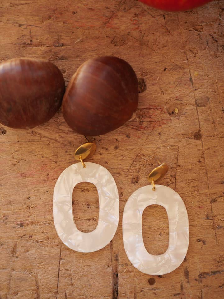 Gigi earrings for wholesale by Azeria Création