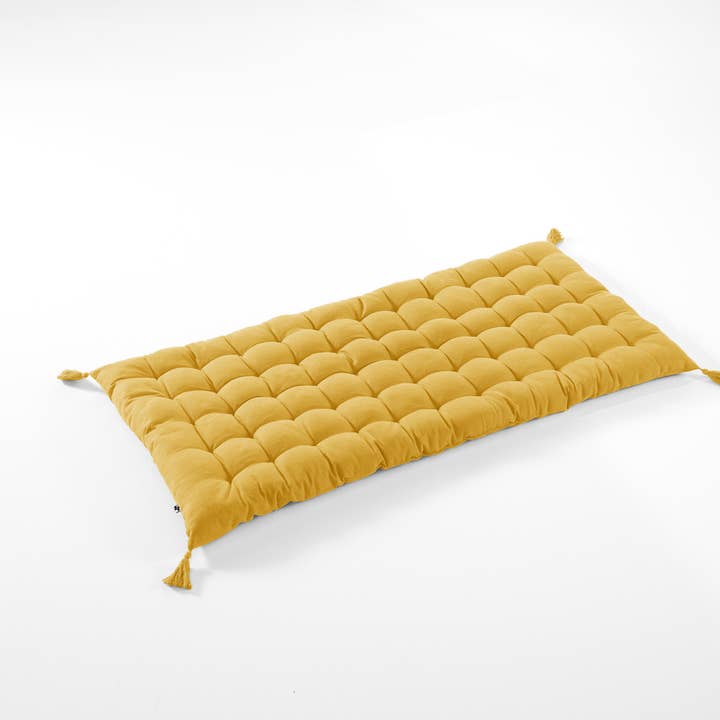 L'effet Papillon - Vendita all'ingrosso Lettini - Materasso da pavimento KALA Safran con nappine 60 x 120 cm