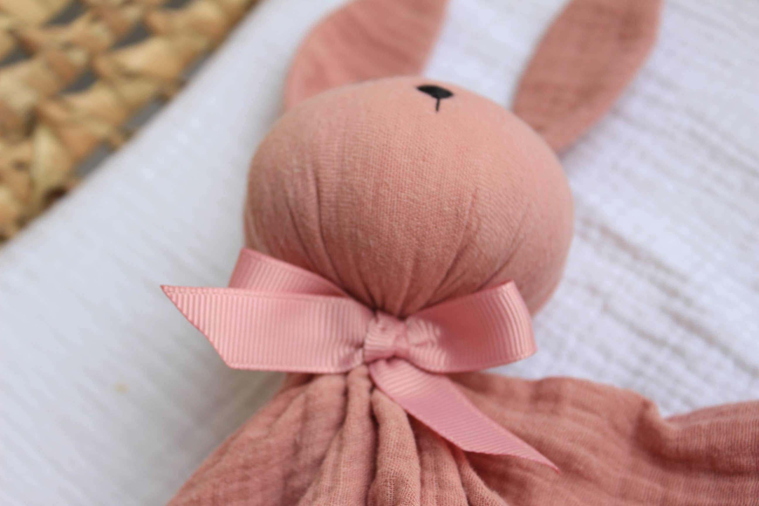 Pastel Baby - Wholesale Security/Cuddle Blanket - Baby - Muslin Baby comforter Bunny lovey - Old Pink2