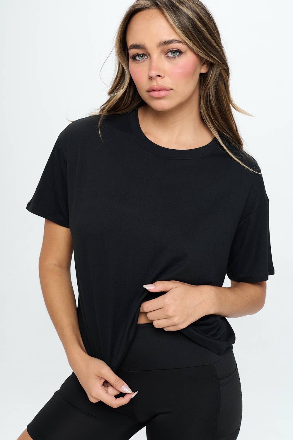 Knit Riot – Engroshandel T-shirt – til kvinder – Kortærmet Boxy Cropped Tee4