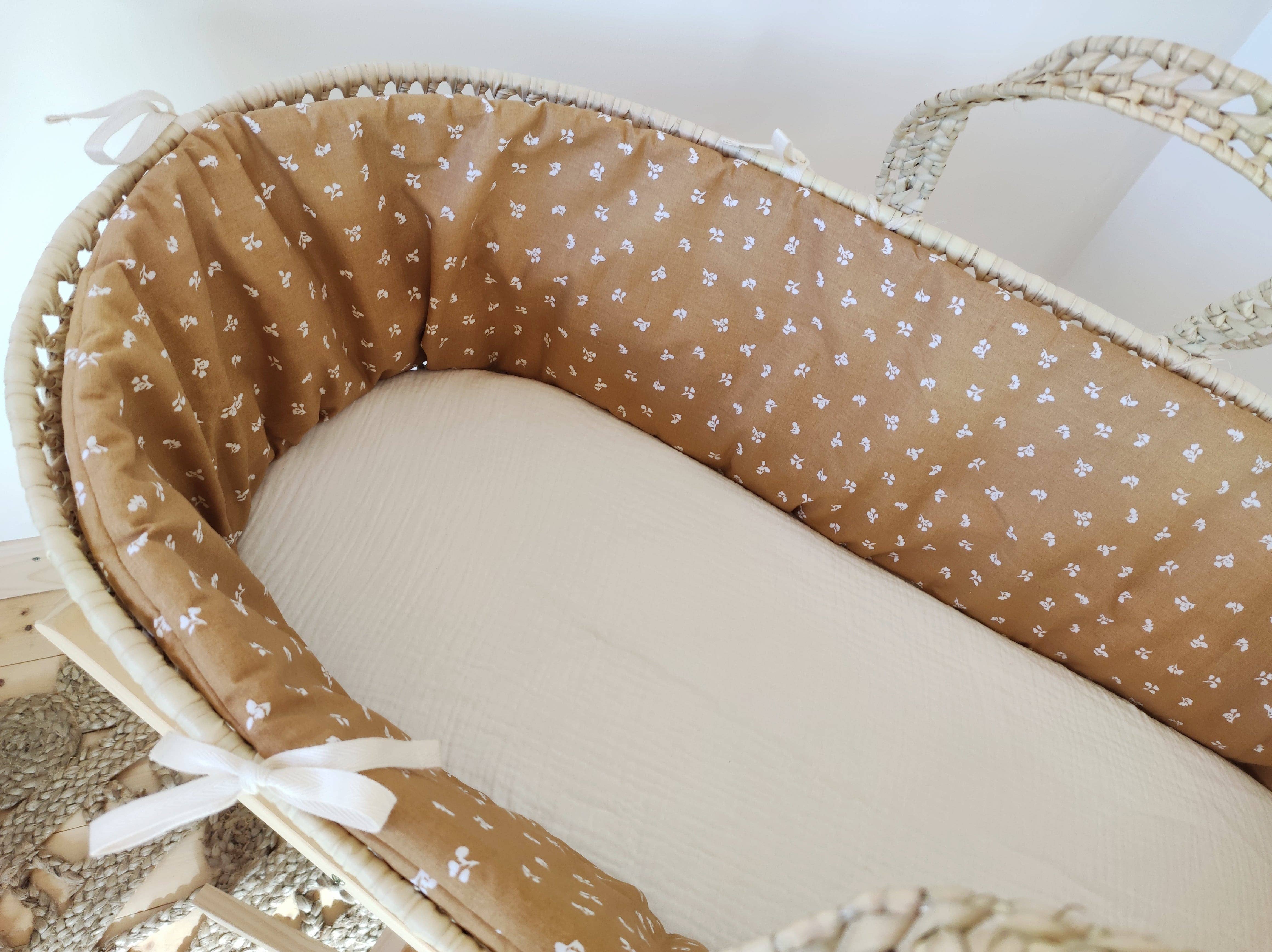 Les p'tites Merveilles de Bérénice - Wholesale Bassinet - Baby - Baby bassinet full cotton dressing “cinnamon flowers” camel and white2