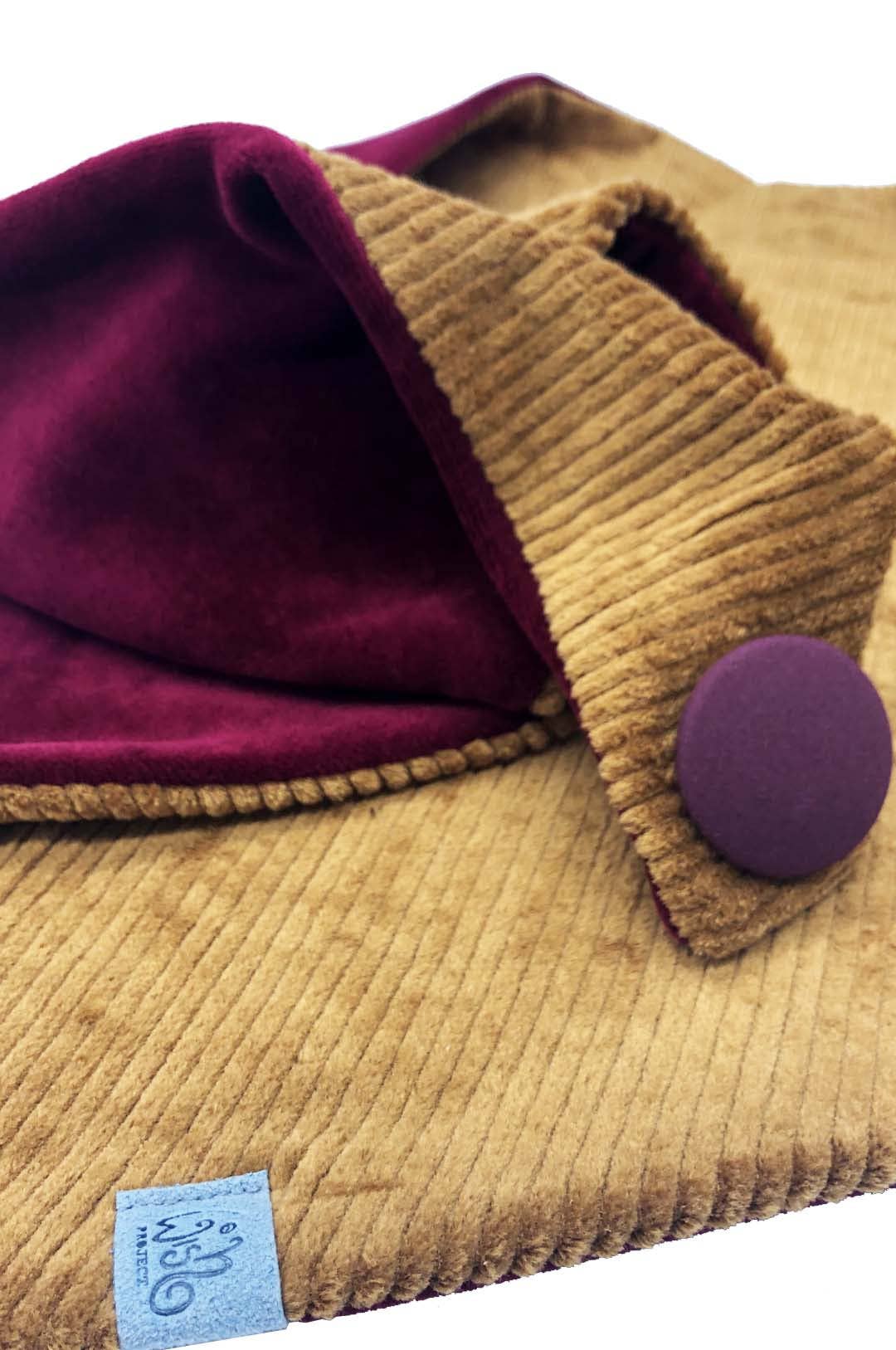 Wishproject - Wholesale Scarf - Women's - Triangular scarf | corduroy | cognac & burgundy2