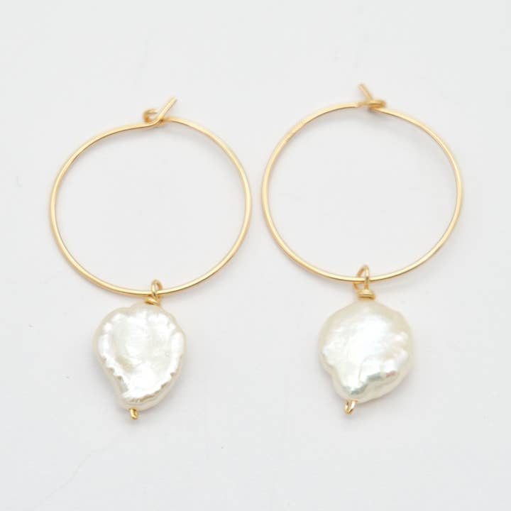 Creolen mit Keshi Perlen por atacado de Sista Jewelry