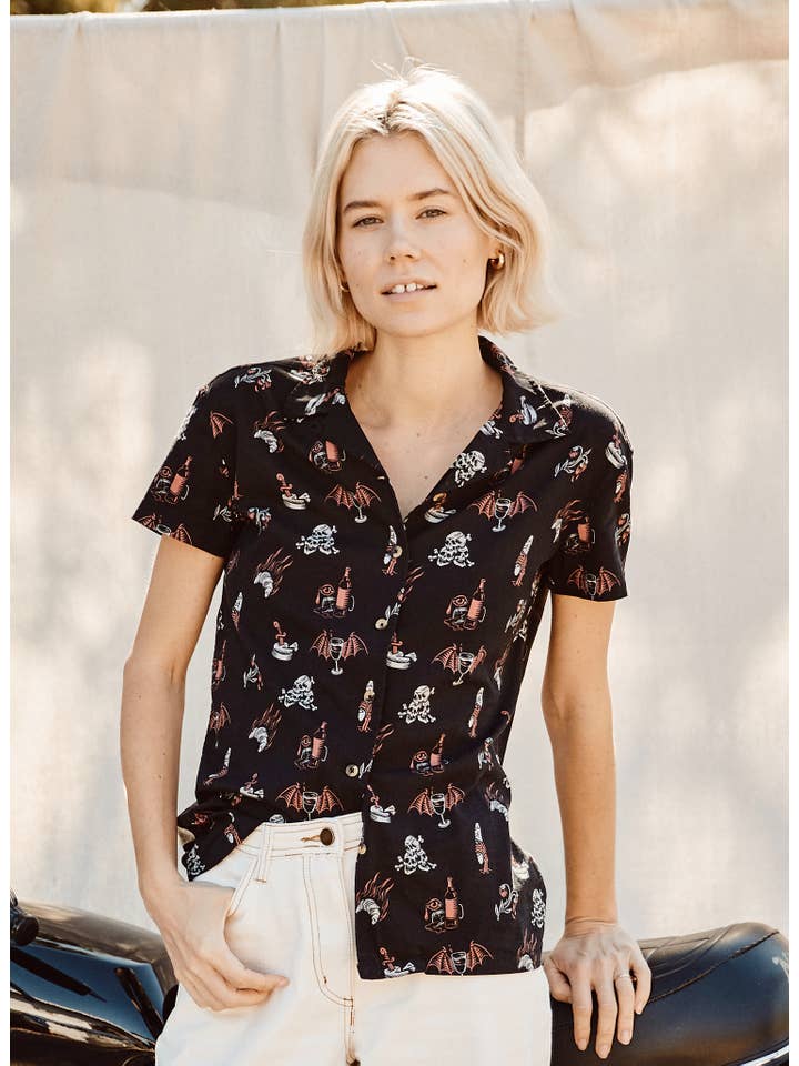 Pyknic - Wholesale Button Down Shirt - Unisex - Le Sigh French Wine Cheese Baguettes & Croissants Button-Up