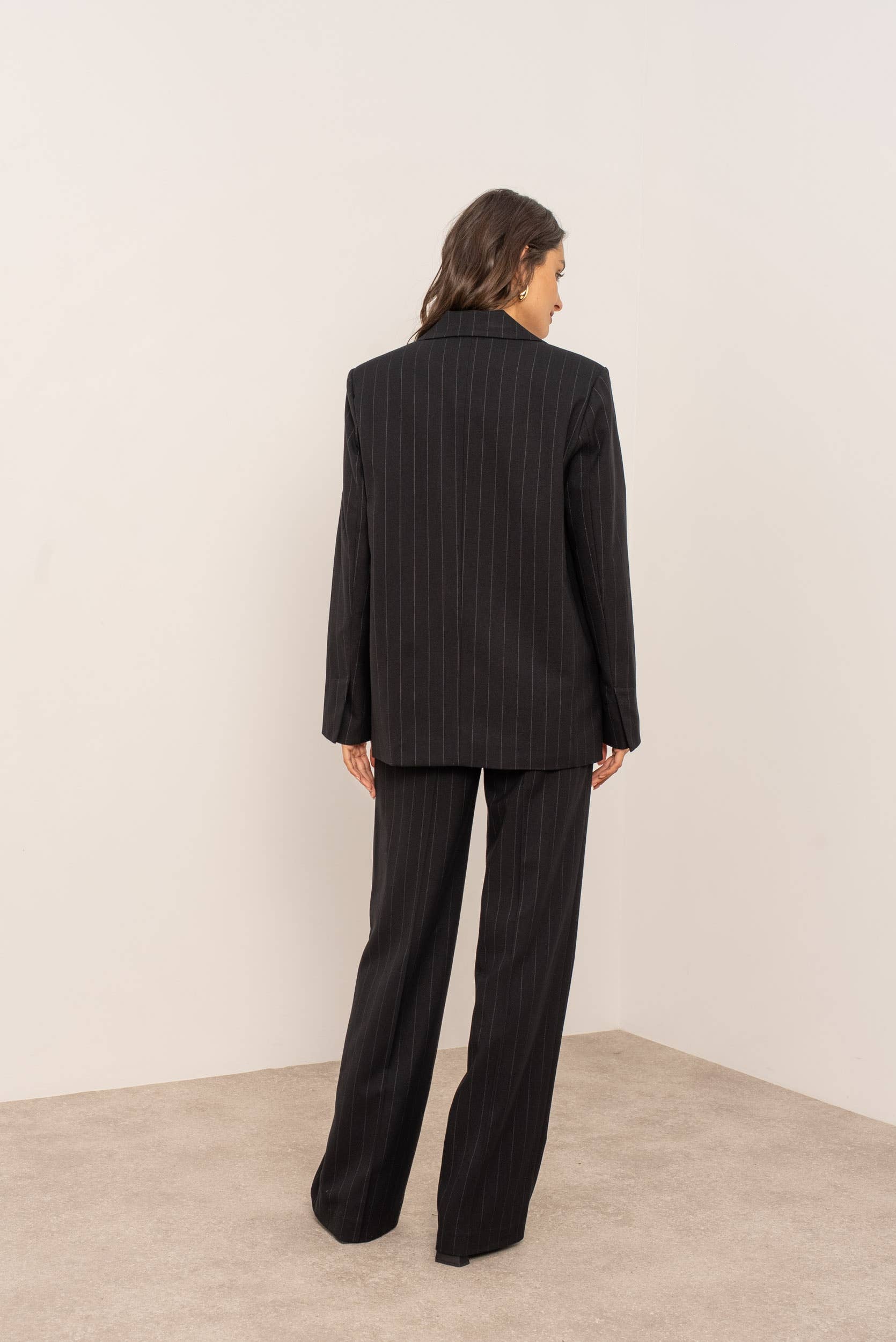 Attentif Paris - Wholesale Blazer - Women's - Oversized pinstripe blazer19