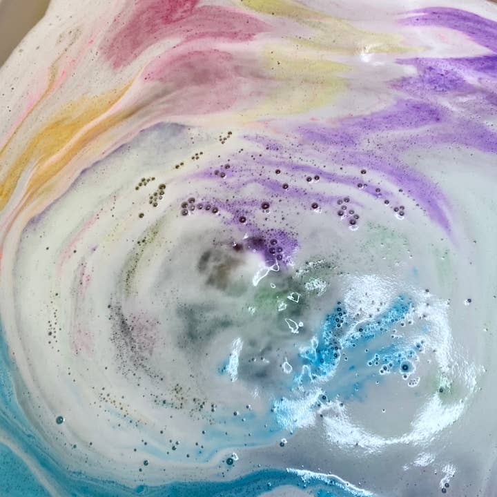 Inspiration Soap Co. - Wholesale Bath Bomb/Fizz - Rainbow Bath Bombs | Bath Bombs for Kids | Made in Canada