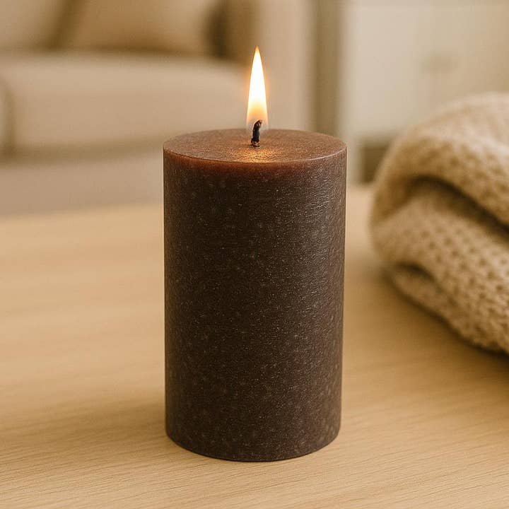 Velas rústicas Sempre de color marrón oscuro, 7x14 cm para venta al por mayor de NHP International