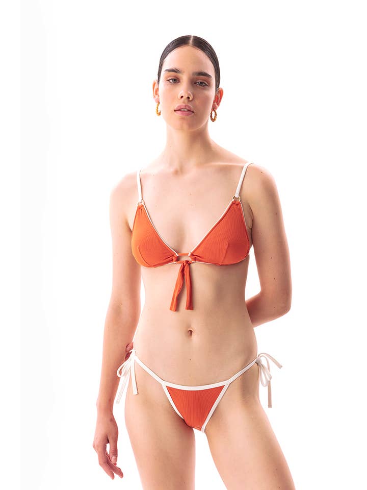 DRIEHOEKIGE BIKINI MET BOA voor wholesale door Movom Swimwear