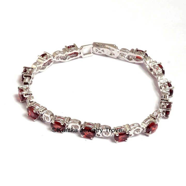 Bracelets en argent sterling 925 pour femmes (grenat/onyx vert) pour la vente par Kanika Jewelry Trove