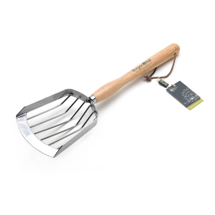 Burgon and Ball – wholesale Garden tool – RHS Mid Handled Potato Harvesting Scoop6