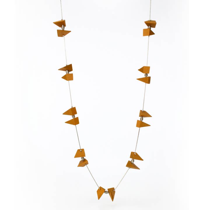 Collier Cora Mustard pour la vente par Industrial Jewellery Ltd