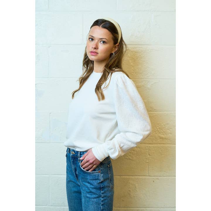 The GREii - Wholesale Sweatshirt - Women's - Floral Textured Sweatshirt