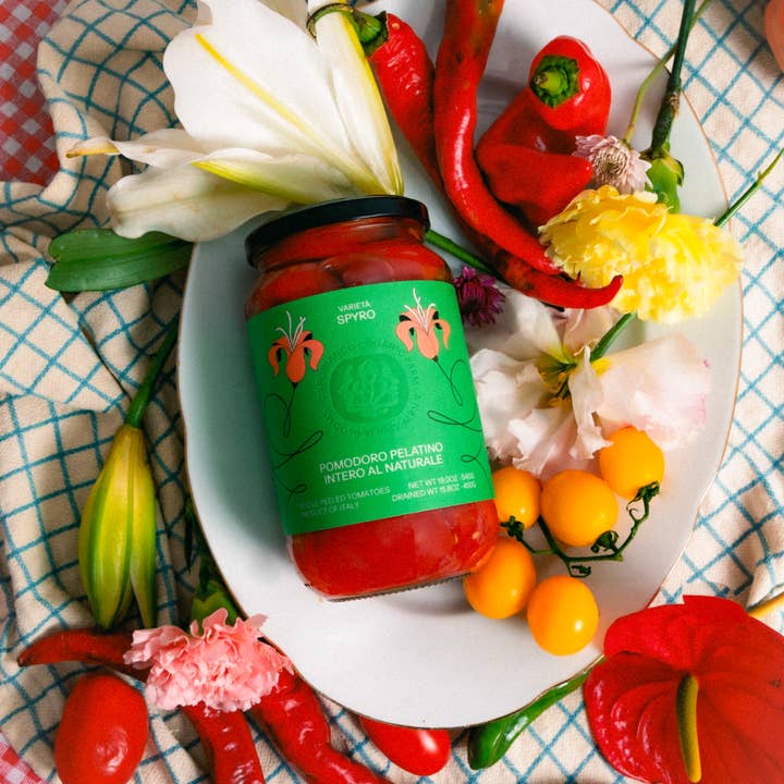 ORGANIC PEELED TOMATOES for wholesale by CAPOBIANCO ORGANIC FARM