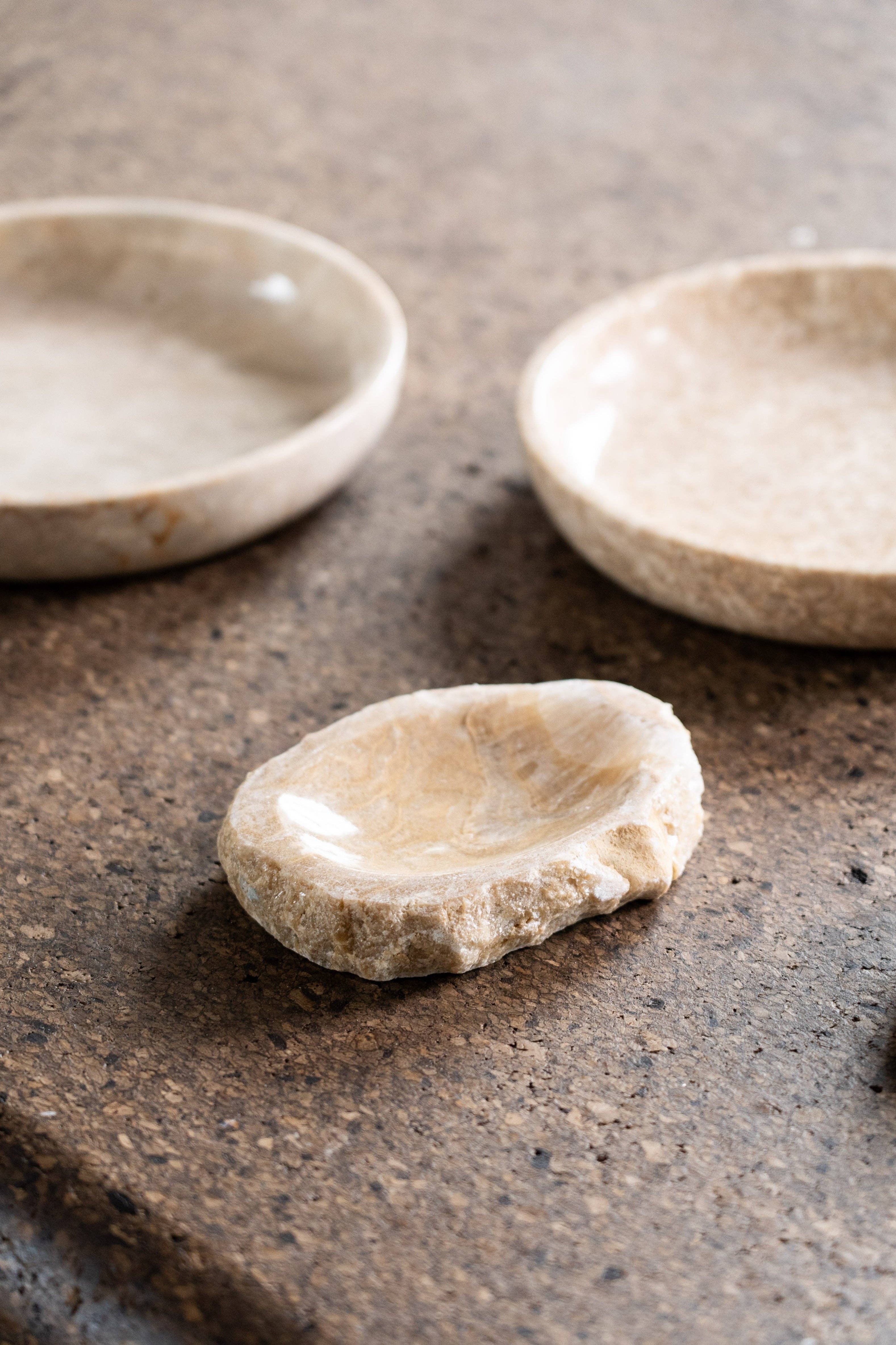 Botanical Boys - Wholesale Bath Soap Dish - Natural Shaped Onyx Soap Dish4