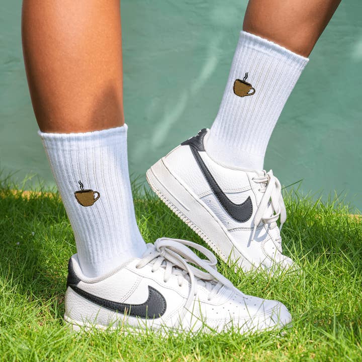 Made By Nami - Wholesale Socks – Unisex - 3 pairs of white socks with coffee motif6