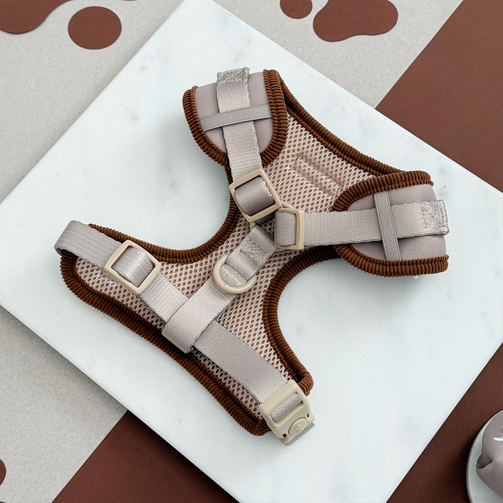 Cocopup London - Wholesale Pet Harness - Dog - Harold the Highland Cow Adjustable Neck HARNESS1