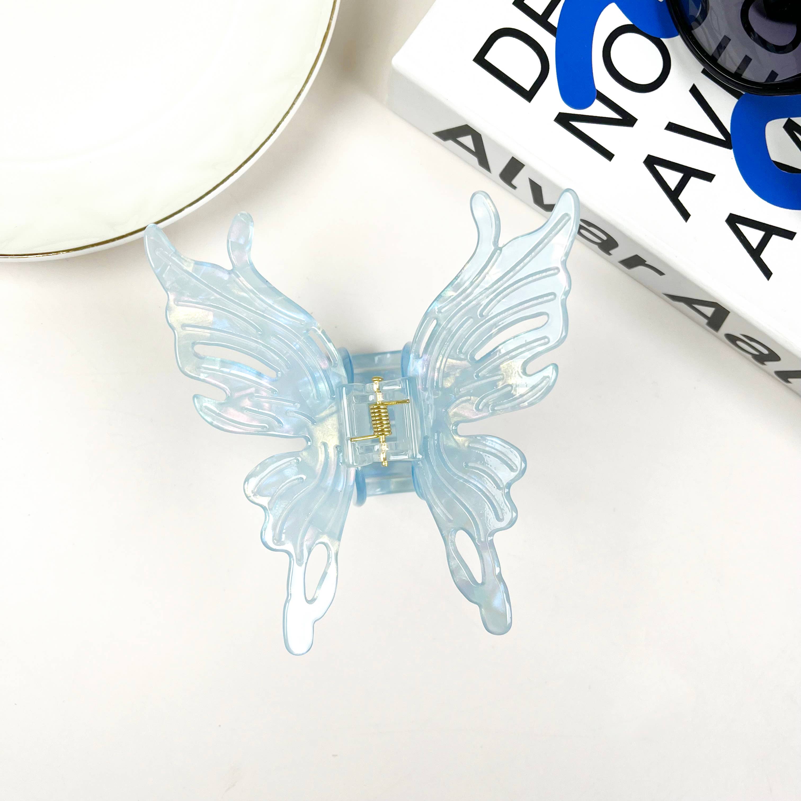 SoapElenGlen – wholesale Hårklämma - Dam – Enfärgad stor fjärilshårklämma Eleganta kloklämmor0