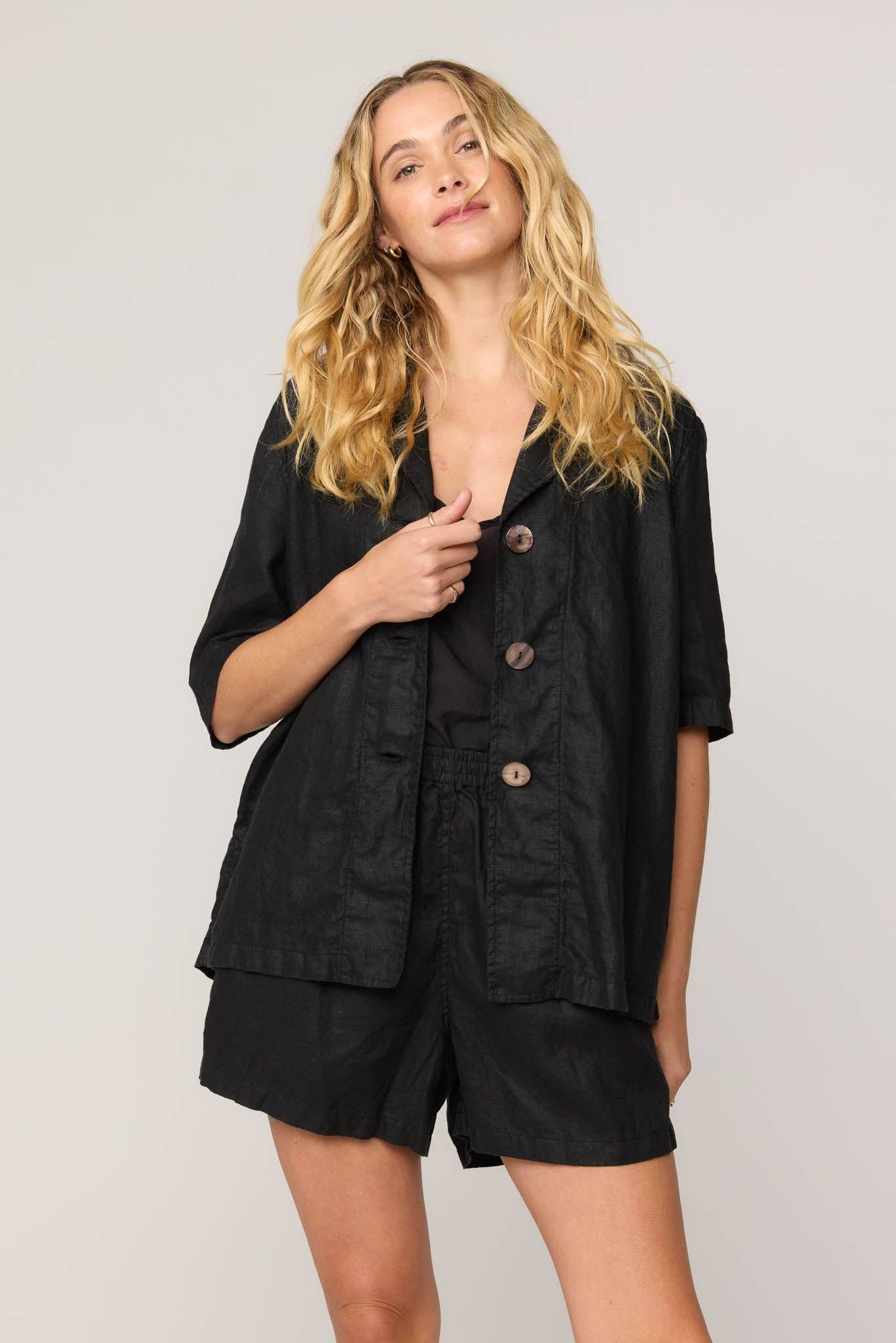 Primness - Vente Short – femme - LAKESIDE SHORT - NOIR2