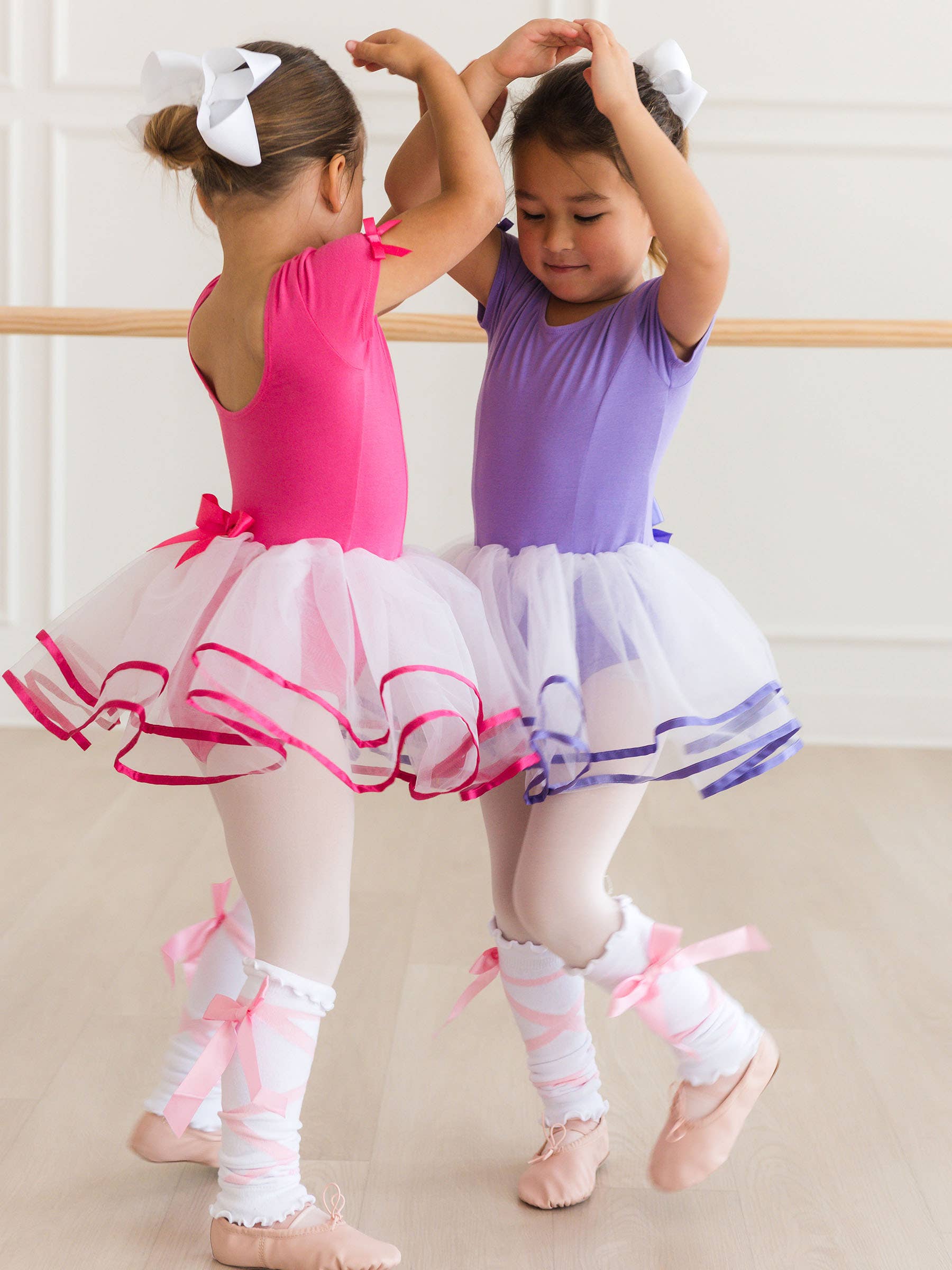 Rosa Flickor Het Rosa Signatur Tutu Balett Dansdräkt för wholesale på Faire4